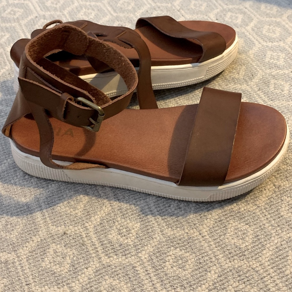Mia platform sandals